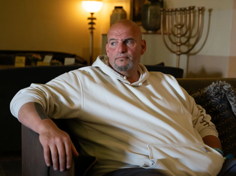 פטרמן נסע לישראל ונפגש עם נתניהו למרות מכה משמאל John Fetterman Npr 2024 06 29.png