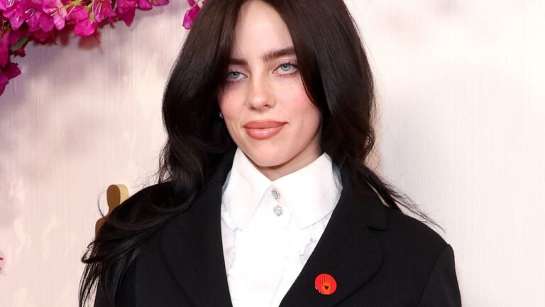 Oscars 2024 Billie Eilish.jpg