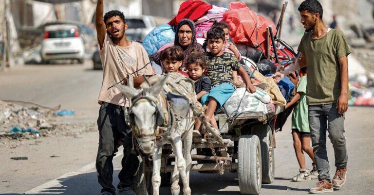 09mideast Crisis Gaza City Bgmt Facebookjumbo.jpg