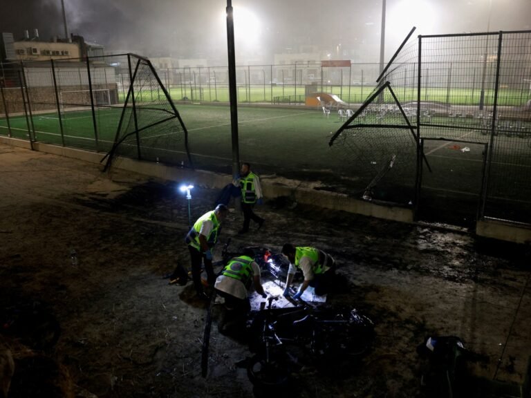 ישראל אומרת שהפציצה אתרי חיזבאללה עמוק בתוך לבנון | חדשות סכסוך ישראל-פלסטין 2024 07 27t222456z 2113635207 Rc2x39aldcj9 Rtrmadp 3 Israel Palestinians Lebanon 1722151078.jpg