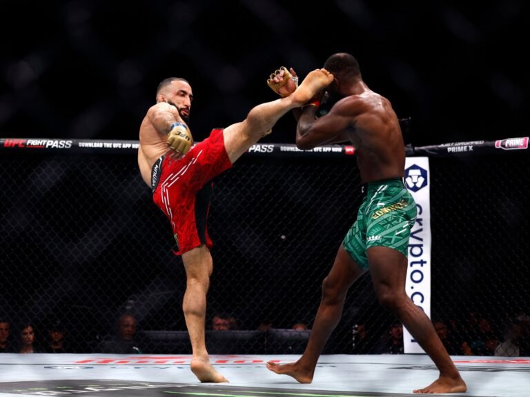 2024 07 28t044413z 1170825423 Up1ek7s0d5nbq Rtrmadp 3 Mma Ufc Ufc304 1722159595.jpg