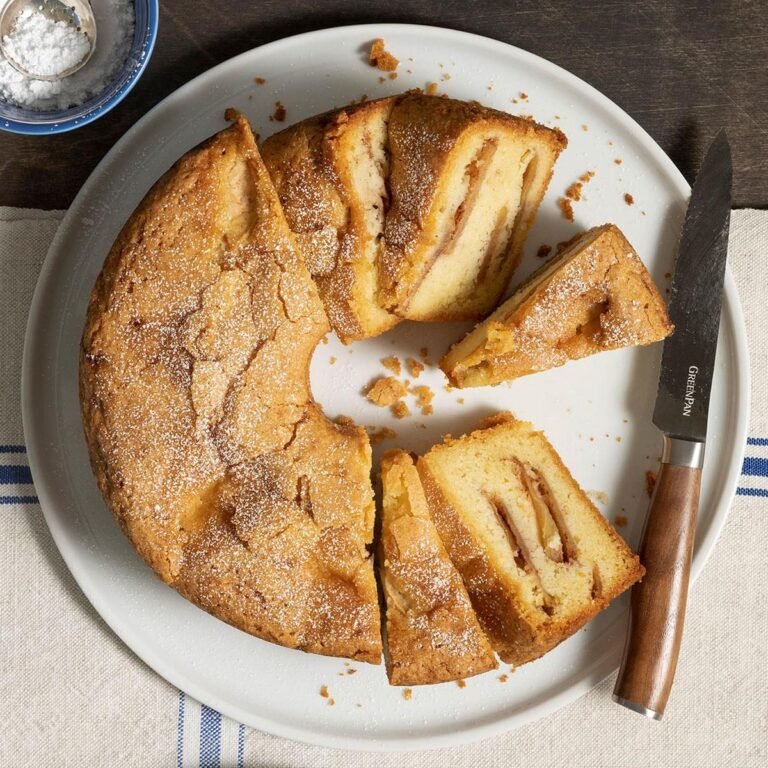 Blue Ribbon Apple Cake Exps Ft24 2820 St 0201 7.jpg