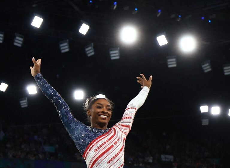 2024 07 30t184228z 633776933 Up1ek7u1fyq5n Rtrmadp 3 Olympics 2024 Artisticgymnastics 1722465541.jpg