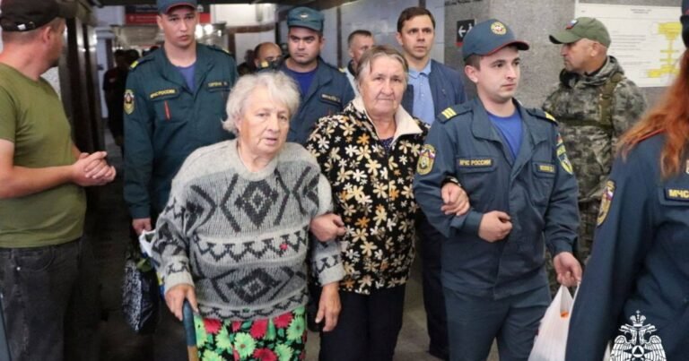 אוקראינה מתכוננת לפעולות תגמול כאשר רוסיה שולחת חיילים נוספים לקורסק | חדשות המלחמה רוסיה-אוקראינה 2024 08 09t081959z 1810208976 Rc28c9anayo8 Rtrmadp 3 Ukraine Crisis Russia 1723195707.jpg