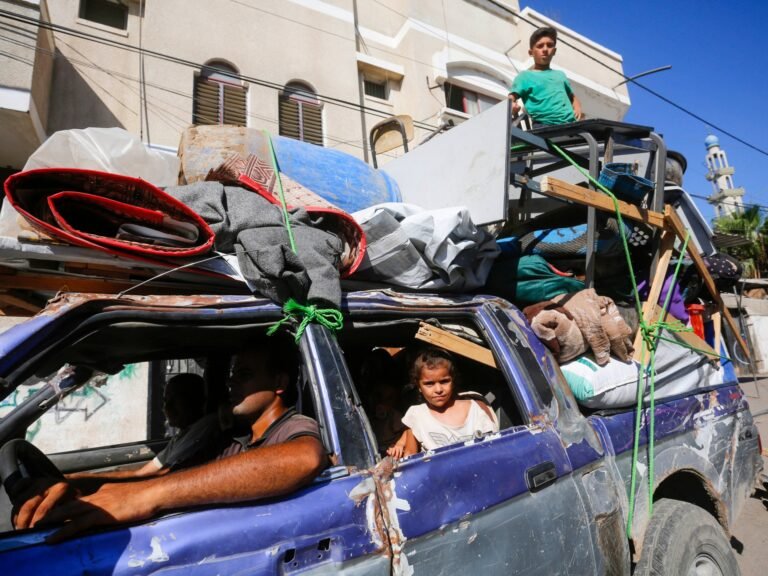 Aa 20240821 35456525 35456504 Israels Evacuation Orders In Deir Albalah Displace Palestinians Again 1724320885.jpg