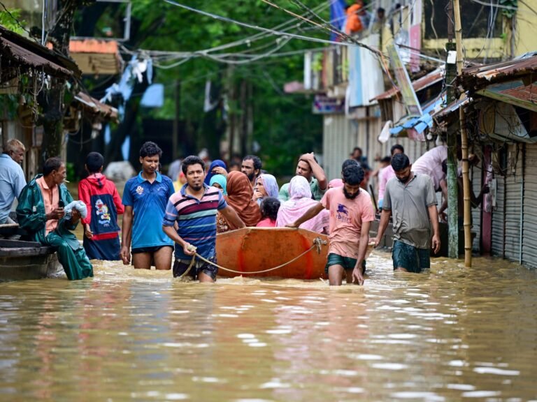 Afp 20240823 36en3lm V1 Highres Bangladeshweatherflood 1724392266.jpg