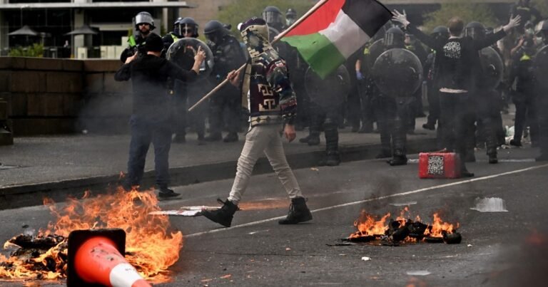 Afp 20240911 36fv63g V2 Preview Australiaunrestdemonstration 1726035127.jpg