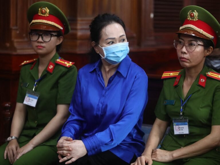 Afp 20240919 36gg7e9 V1 Highres Vietnambankingfraudtrial 1726730613.jpg