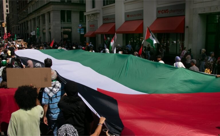 עם שחר הסמסטר החדש, מפגינים בקמפוס בארה"ב מתמודדים עם הגבלות מוגברות | חדשות הפגנות Protest Nyc 4 1726088302.jpeg