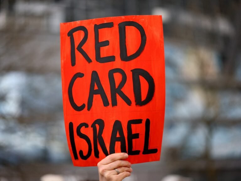 2024 03 03t142620z 1825330092 Up1ek33143u3m Rtrmadp 3 Soccer England Mci Mun Report 1727955849.jpg