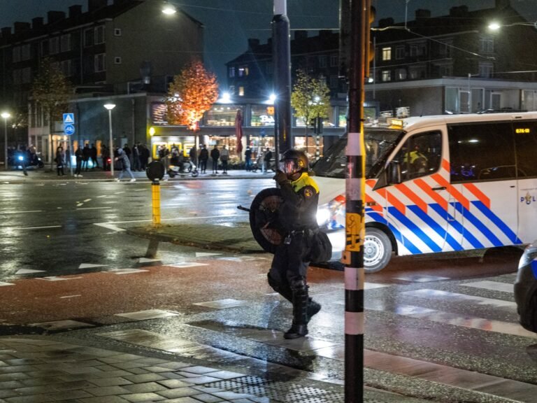 2024 11 11t223533z 1662449622 Rc283ba94ls8 Rtrmadp 3 Netherlands Riots 1731394695.jpg