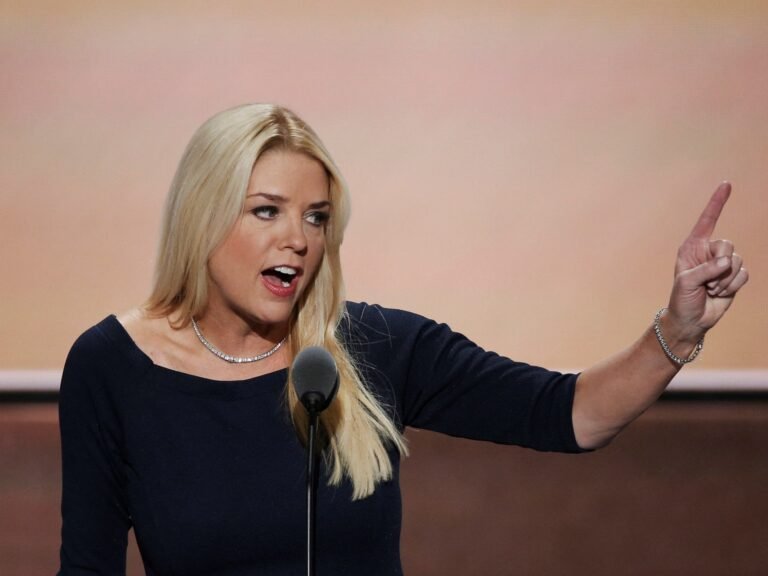 2024 11 22t002325z 2132044810 Rc2z9ba2v6w5 Rtrmadp 3 Usa Trump Justice Bondi 1732287096.jpg