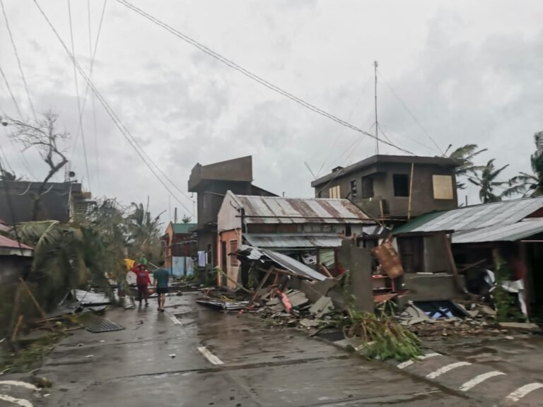 Afp 20241117 36mk4zl V2 Highres Philippinesweathertyphoon 1731825323.jpg