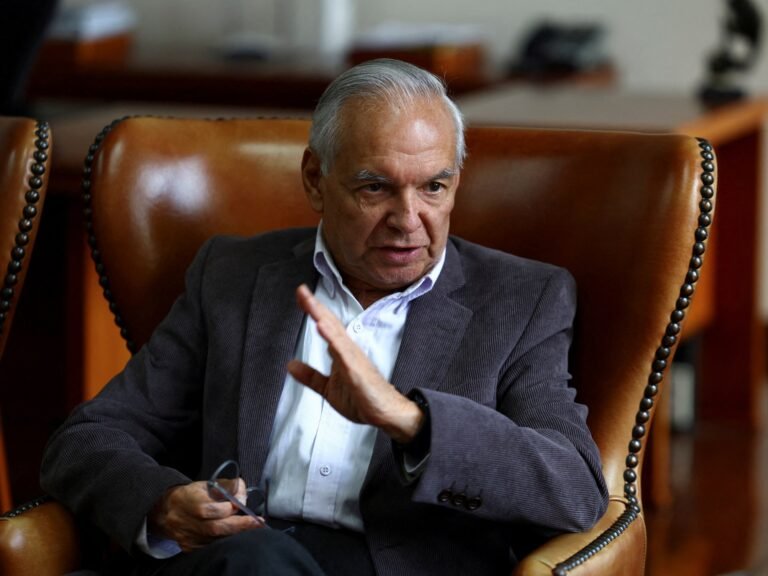 2024 12 04t191346z 676343938 Rc2j2aaogqhf Rtrmadp 3 Colombia Economy 1733362619.jpg