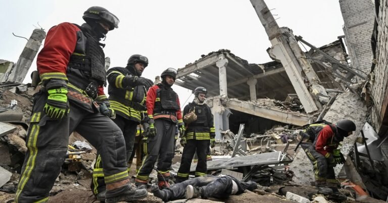2024 12 11t125931z 1184327100 Rc2xmbanawao Rtrmadp 3 Ukraine Crisis Attack Zaporizhzhia 1733969722 70ebb5 1733975402.jpg