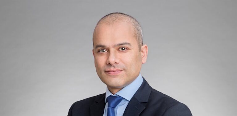 Yadin Antebi Fc8bpy.jpg