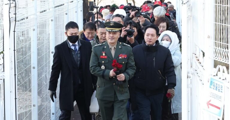 09skorea Military Vhmt Facebookjumbo.jpg