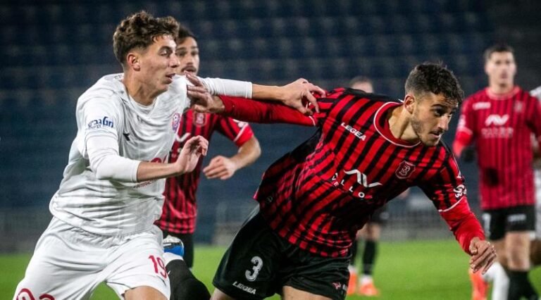 הפועל י-ם ניצחה את הפועל חיפה 0:1 1781089.jpg