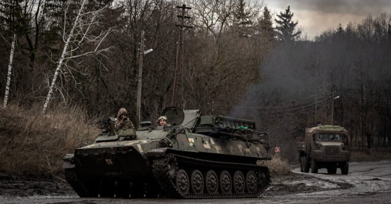 חיילים צפון קוריאנים ברוסיה הורידו את קווי החזית 30russia Northkorea Bwck Facebookjumbo.jpg