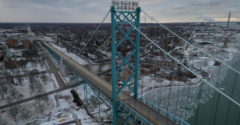 מלחמת הסחר מתחממת לאחר שטראמפ מורה לתעריפים וקנדה מחדש 02tariffs Reax 01 Tqhf Facebookjumbo.jpg