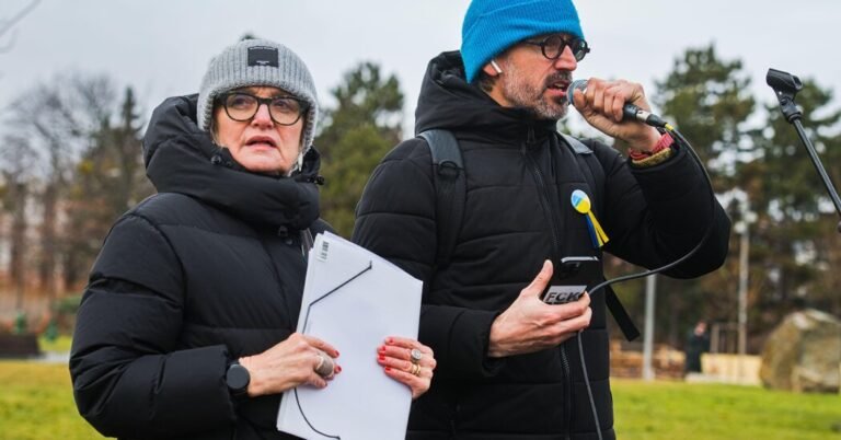 פעיל פרו-אוקראינה מואשם על ידי מנהיג סלובקיה בניסיון להפיל אותו 16slovakia Fico 01 Tkhj Facebookjumbo.jpg