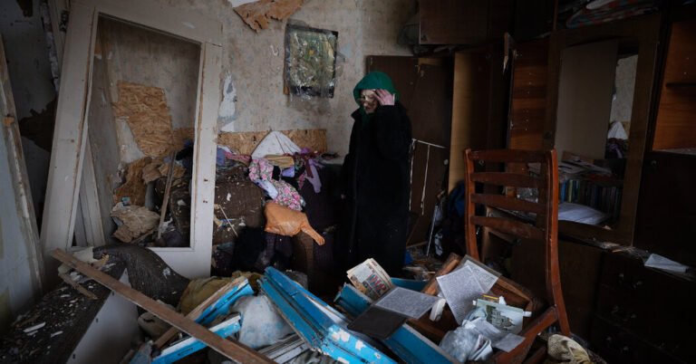 אוקראינה מתקרבת לעסקה כדי לתת לנו חלק מהעושר המינרלי שלה 24ukraine Deal 1 Qwlv Facebookjumbo.jpg