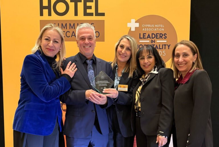 רוני אלוני ממלונות פתאל נבחר לאיש השנה במלונאות העולמית 964989.jpeg