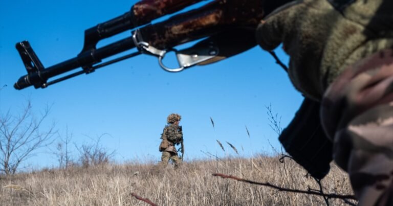 Aa 20250214 37049752 37049737 Ukrainian Soldiers Of 93rd Brigade Conduct Combat Drills In Pokrovsk 1739674110.jpg