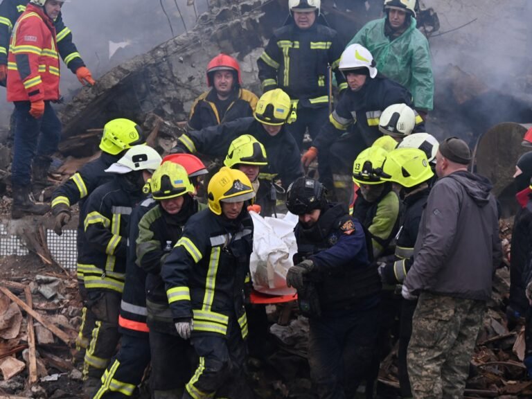 שנים עשר נהרגו בטיל רוסי, מתקפת מזל"ט על אוקראינה | חדשות מלחמת רוסיה-אוקראינה Afp 20250201 36ww89v V1 Highres Ukrainerussiaconflictwar 1738436717.jpg