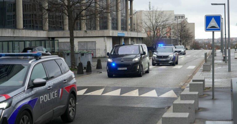 France Pelicot 01 Qhzk Facebookjumbo.jpg