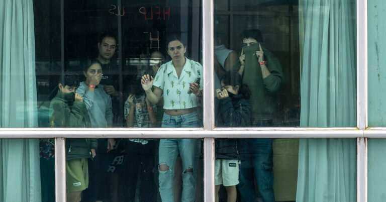 01panama Lawsuit 01 Hgzq Facebookjumbo.jpg