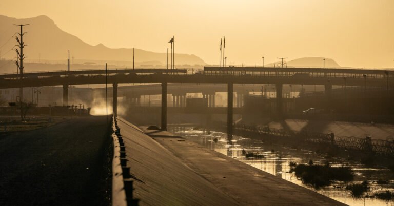 בגבול העמוס של מקסיקו, נותרו כמה מהגרים מעטים 03mexico Migration01 Photo Tlbq Facebookjumbo.jpg