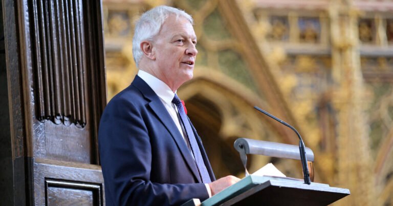 06nz Envoy Zpgj Facebookjumbo.jpg