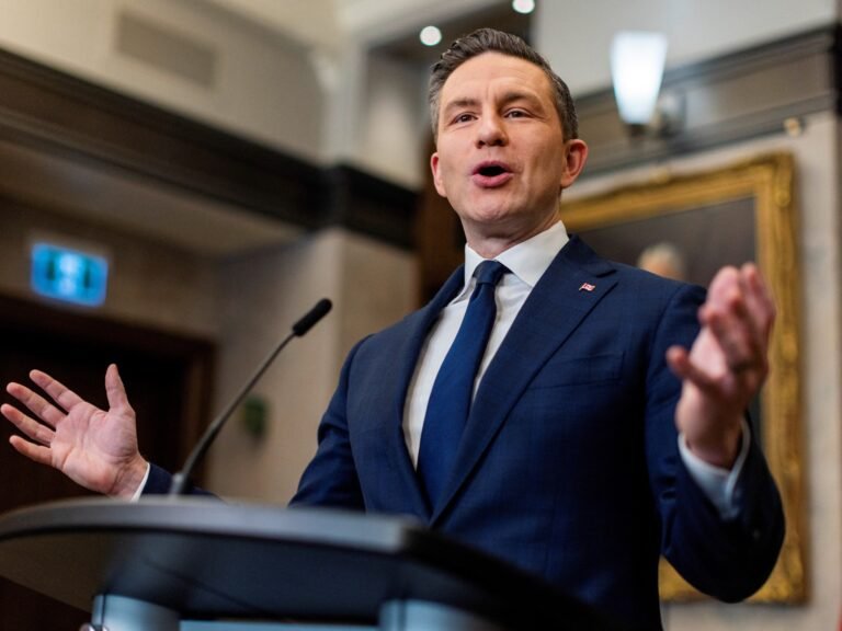 המנהיג השמרני של קנדה תופס את דברי טראמפ בין שפל בתמיכה | חדשות פוליטיקה 2025 03 10t165319z 889247253 Rc2gada9llx5 Rtrmadp 3 Canada Politics 1742401220.jpg