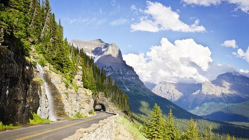 זה אחד הכבישים היפים בעולם, אם יהיה לכם מזל תקבלו אישור לנהוג בו Bkfexec2jl 0 37 1000 563 0 Large.jpg