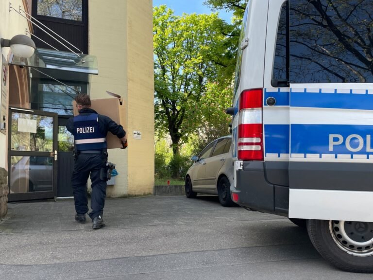 2023 05 03t100559z 1123135 Rc2xq0ar3xup Rtrmadp 3 Italy Mafia Germany 1743525284.jpg