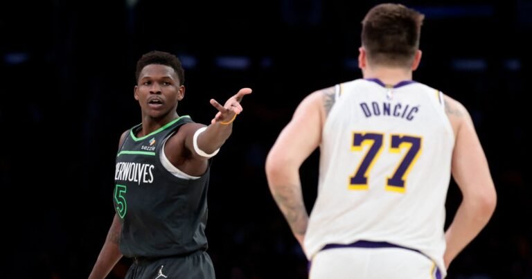 Afp 20250420 2211064817 V2 Highres Minnesotatimberwolvesvlosangeleslakersgameon 1745119351 F78af5 1745119465.jpg