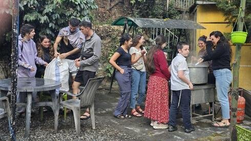 From the Himalayas to Peru, this Seder 'we don’t forget a single Jew' Hkg009v00hrye 0 183 1280 721 0 Large.jpg