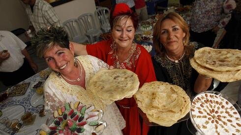 Mimouna: What’s behind the celebration? S1ejsz6ckg 0 32 3000 1689 0 Large.jpg