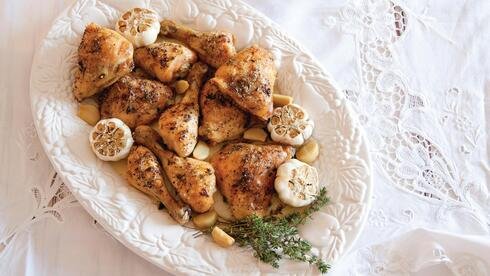 Roasted chicken with green garlic R1dcxhl6yl 0 1170 2000 1126 0 Large.jpg