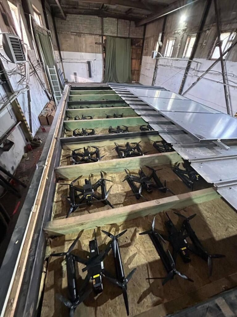 אוקראינה יצאה למבצע מל"טים – שהשבית מפציצים רוסיים בעומק רוסיה 984953.jpeg