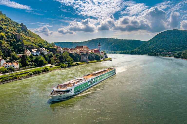 300 אלף ישראלים יוצאים לקרוזים בקיץ למרות המלחמה ויוקר המחייה 986376.jpeg