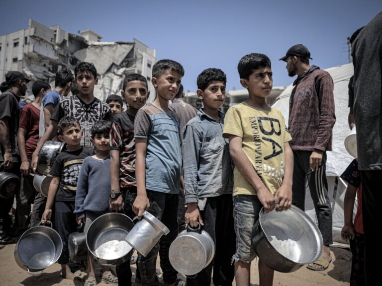 Aa 20250601 38153196 38153190 food distributed to palestinians in gaza under israeli attacks 1749003817.jpg