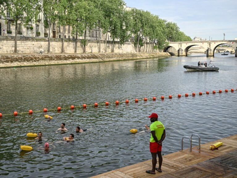 Afp 20250705 64ut7p4 v1 highres franceenvironmentweatherleisure 1751702503.jpg