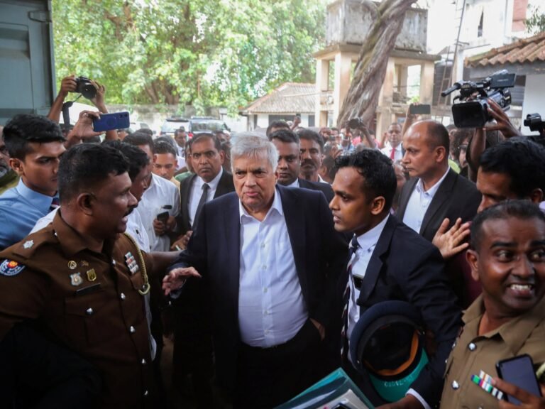 נשיא סרי לנקה לשעבר רניל וויקרמסינגה נעצר | חֲדָשׁוֹת 2025 08 22t110116z 631488292 rc29cgapf6c5 rtrmadp 3 sri lanka wickremesinghe 1755863096.jpg