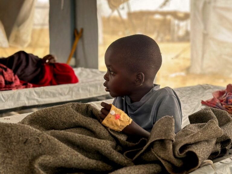 כולרה הורגת 40 כאשר סודן עומד בפני התפרצות הגרועה ביותר מזה שנים, אומר MSF | חדשות מלחמת סודן Afp 20250812 69ch2zq v2 highres sudanconflicthealthcholera 1755067880.jpg