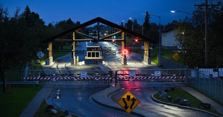 Afp 20250814 69hd3bm v1 midres putintrumpsummitinalaska 1755192787.jpg