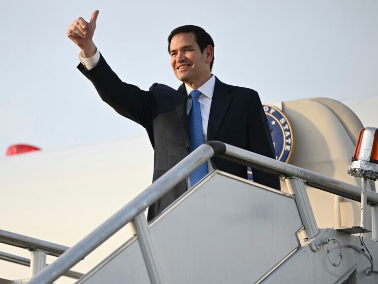 תיירים ממלאווי וזמביה עומדים לראשונה ב -15,000 דולר אגרות חוב ויזה בנו | חדשות דונלד טראמפ Ap25192396763288 1754425118.jpg