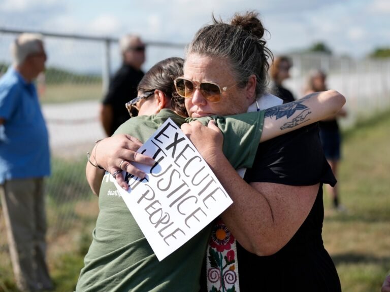 Ap25217566639219 1754419338.jpg