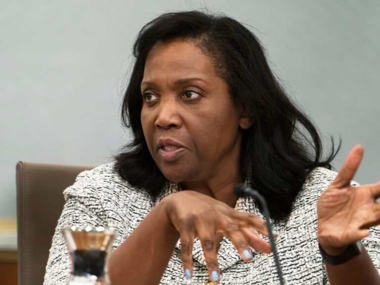 Ap25232533900606 1755705899.jpg